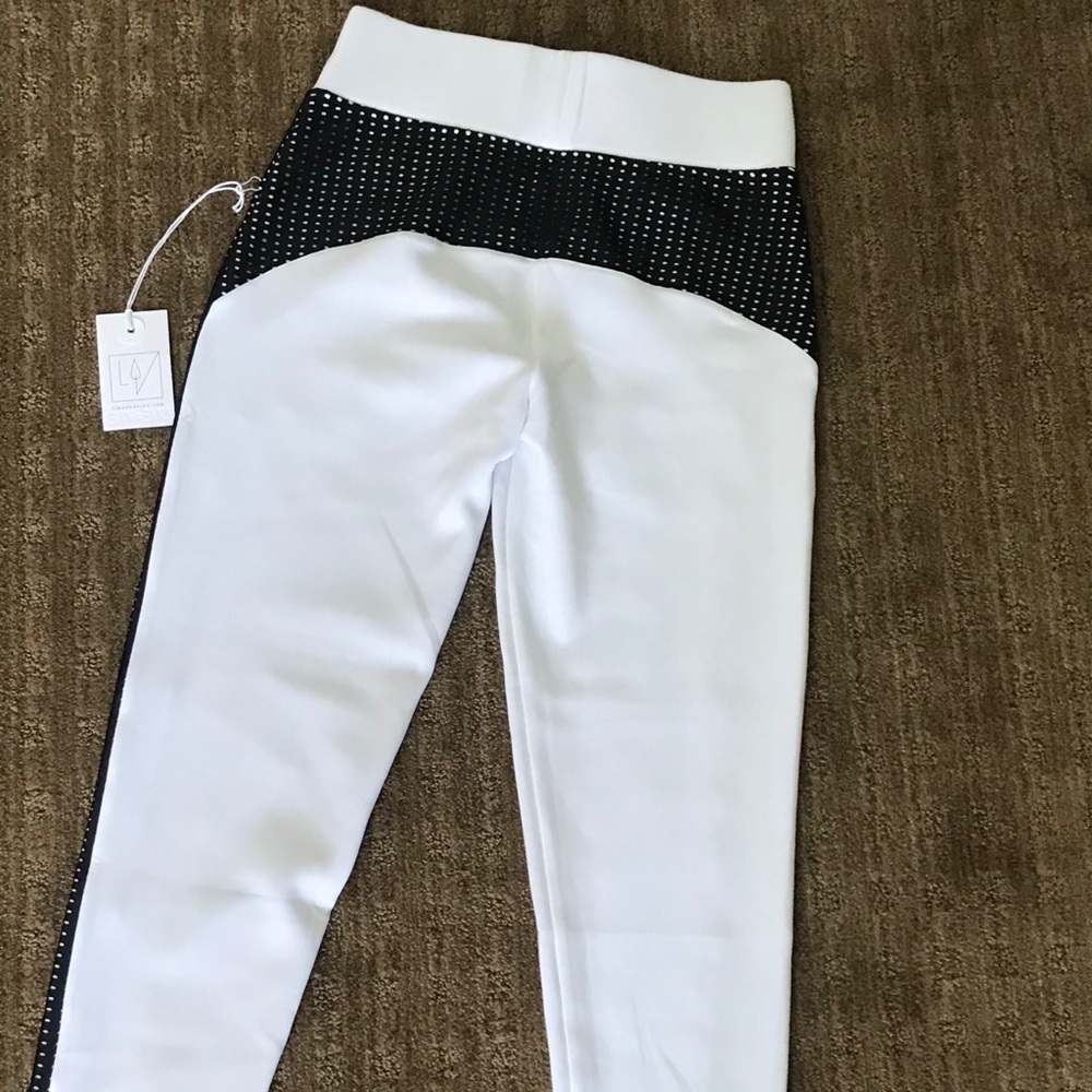 Black and White Workout Leggings